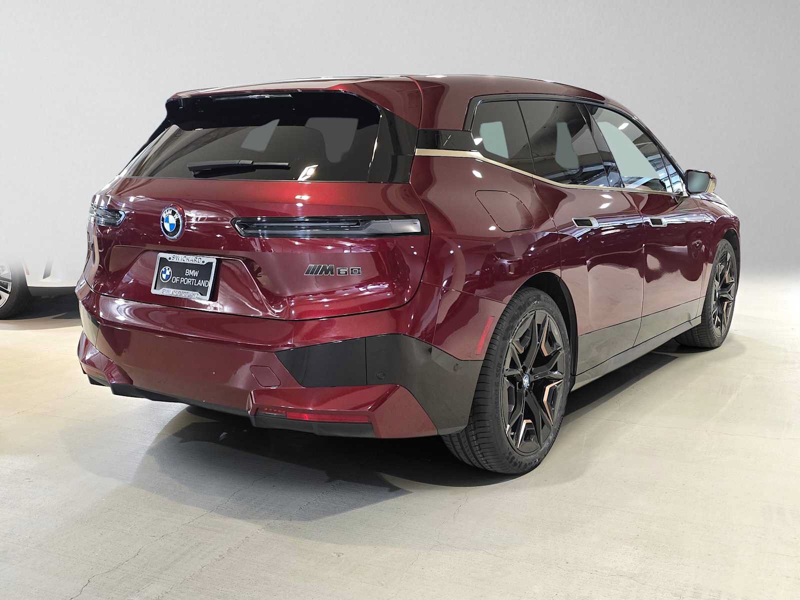 Used 2023 BMW iX M60 w/ Executive Package AWD/4WD image 3