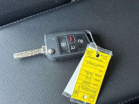 Used 2020 Volkswagen Jetta S image 23