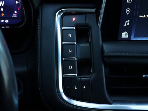 Used 2022 Chevrolet Tahoe LT w/ LT Signature Plus Package image 29