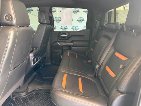 Used 2021 GMC Sierra 1500 AT4 w/ AT4 Premium Package AWD/4WD image 21
