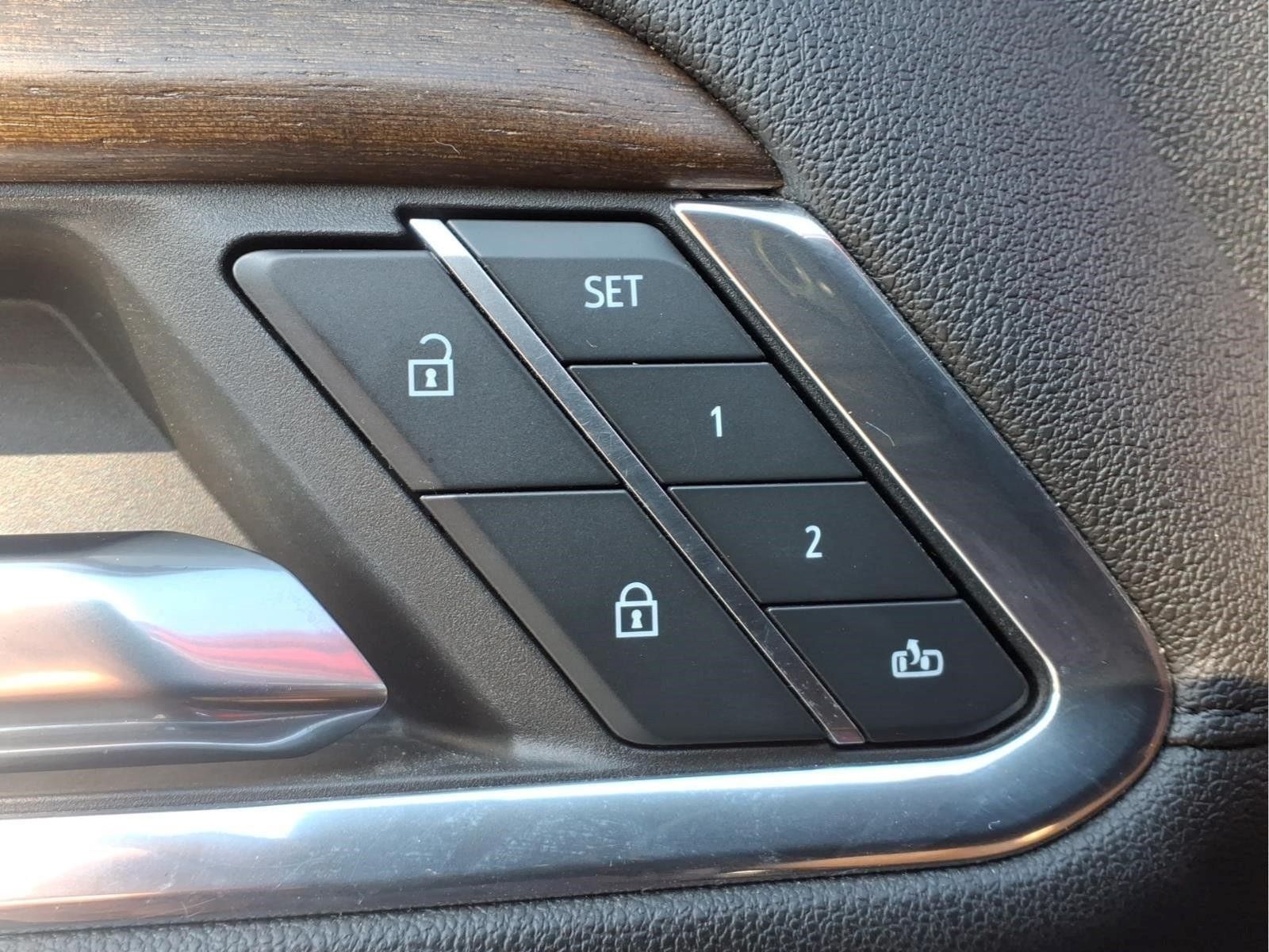 Used 2024 Chevrolet Silverado 2500 High Country w/ High Country Premium Package AWD/4WD image 24