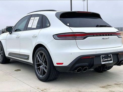 Used 2024 Porsche Macan image 15