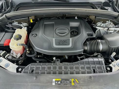 Used 2021 Jeep Grand Cherokee L Overland AWD/4WD image 32