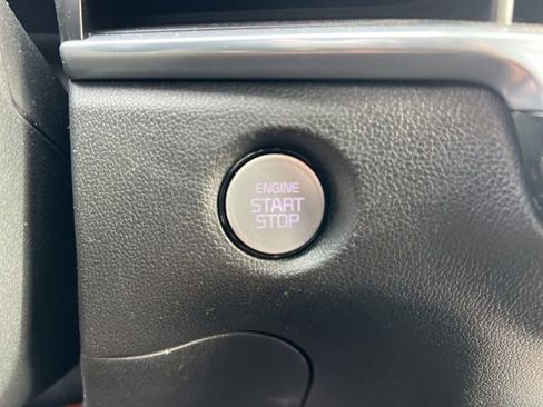 Certified 2025 Kia Sorento SX Prestige w/ Olive Brown Leather Package image 18