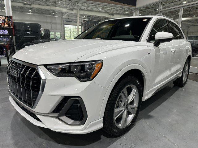 Used 2022 Audi Q3 2.0T Premium AWD/4WD image 19