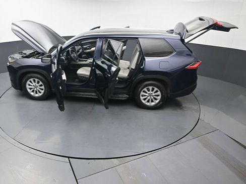 Certified 2024 Toyota Grand Highlander XLE image 52