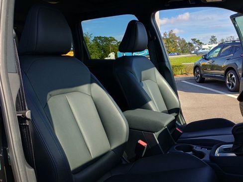 Certified 2025 Subaru Forester Limited image 24