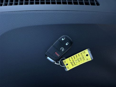 Certified 2020 Jeep Grand Cherokee Laredo image 33