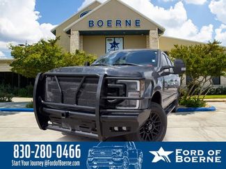 Used 2022 Ford F250 Lariat w/ Black Appearance Package AWD/4WD video 1