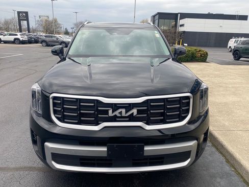 Used 2025 Kia Telluride S image 3