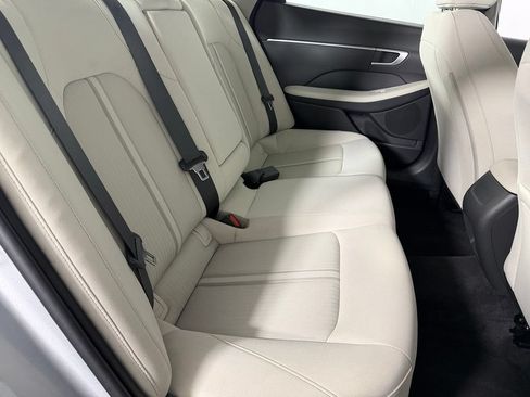 Used 2025 Hyundai Sonata SEL FWD image 26