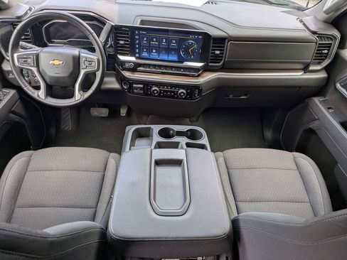 Used 2025 Chevrolet Silverado 1500 LT AWD/4WD image 15