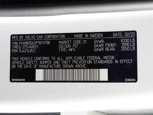 Certified 2023 Volvo XC90 T8 Ultimate w/ Lounge Package image 16