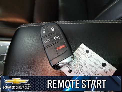 Used 2016 Jeep Grand Cherokee Limited image 16