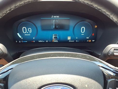 Used 2023 Ford Escape Platinum AWD/4WD image 19
