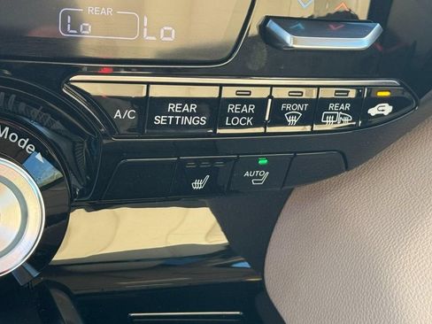 Certified 2026 Acura MDX SH-AWD image 28
