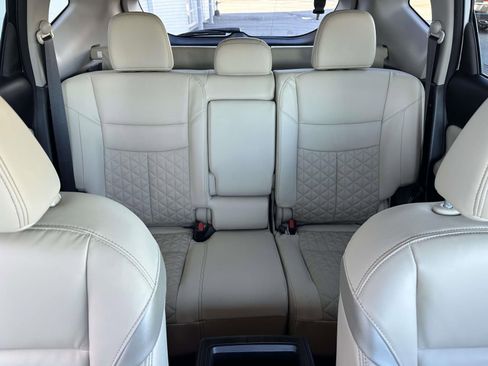 Used 2021 Nissan Murano Platinum w/ Cargo Package image 13