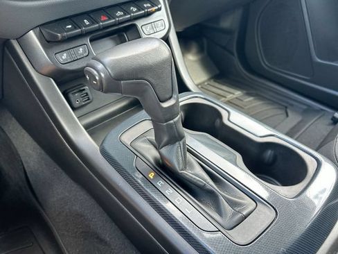 Used 2019 Chevrolet Colorado Z71 AWD/4WD image 15