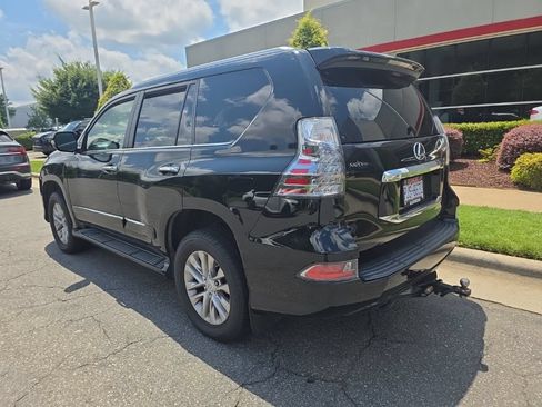 Used 2018 Lexus GX 460 Premium w/ Premium Package AWD/4WD image 3