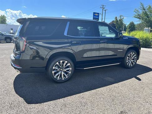 New 2026 Chevrolet Tahoe High Country w/ Sun And Tow Package AWD/4WD image 7
