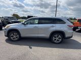 Used 2014 Toyota Highlander LE image 5