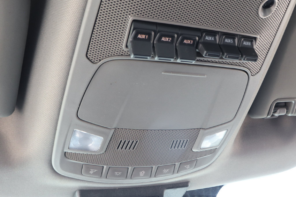 Used 2020 Ford F550 4x4 Regular Cab Super Duty image 33