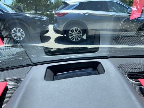 Used 2020 Chevrolet Corvette Stingray Preferred Cpe w/ 2LT Preferred Equipment Group RWD image 18