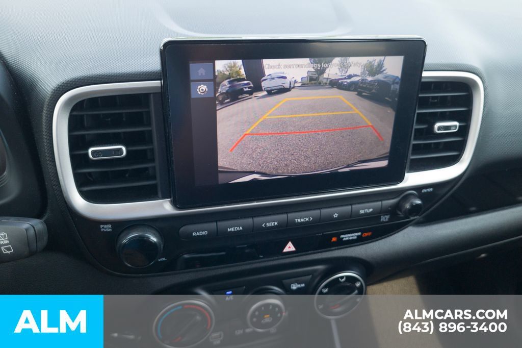 Certified 2026 Hyundai Venue SE FWD image 24