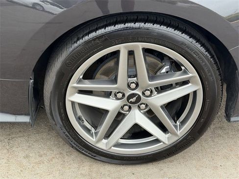 Used 2024 Ford Mustang Coupe image 8