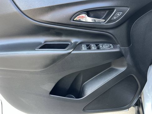 Used 2019 Chevrolet Equinox LT FWD image 26