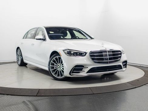 Used 2025 Mercedes-Benz S 580e 4MATIC Sedan image 1