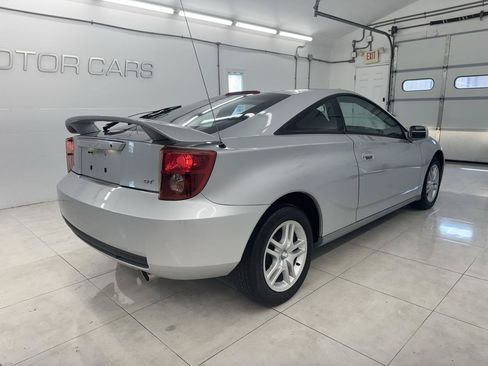 Used 2003 Toyota Celica GT w/ Upgrade Value Pkg FWD image 5