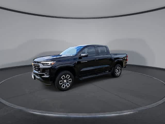 Used 2024 Chevrolet Colorado LT w/ LT Convenience Package III RWD image 4