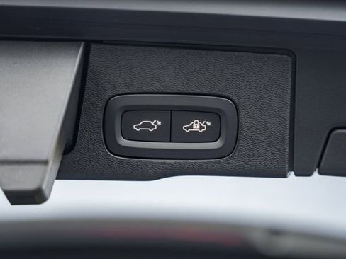 New 2026 Volvo XC60 B5 Plus w/ Protection Package Premier image 10