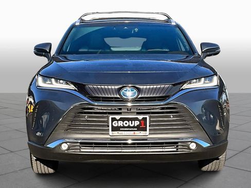 Used 2024 Toyota Venza Limited image 3