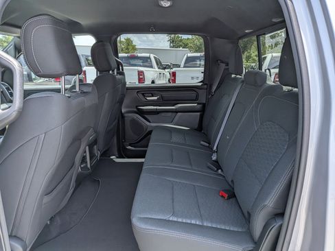 New 2026 RAM 1500 Express AWD/4WD image 13