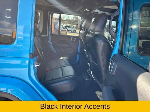 Used 2021 Jeep Wrangler Unlimited Sahara image 32