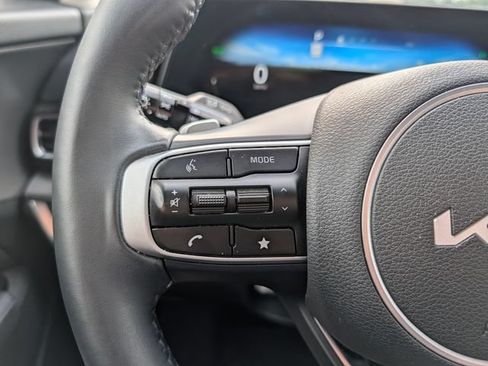 Used 2025 Kia Sportage SX Prestige AWD/4WD image 19