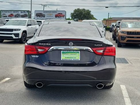 Used 2016 Nissan Maxima Platinum w/ Interior Lighting Package FWD image 5