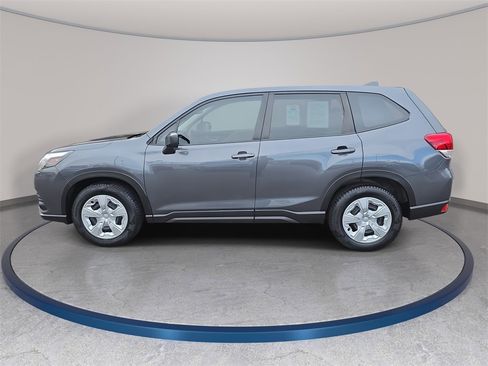 Used 2023 Subaru Forester image 9