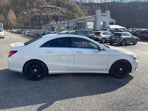 Used 2014 Mercedes-Benz CLA 250 image 2