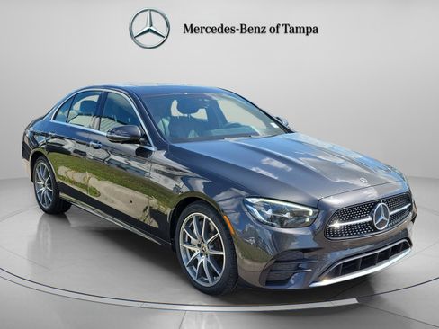Used 2022 Mercedes-Benz E 350 Sedan image 5