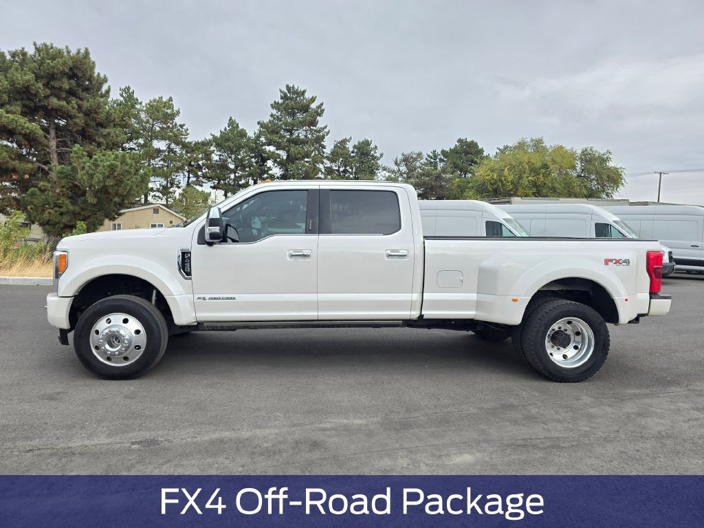 Used 2019 Ford F450 Platinum w/ Platinum Ultimate Package AWD/4WD image 3