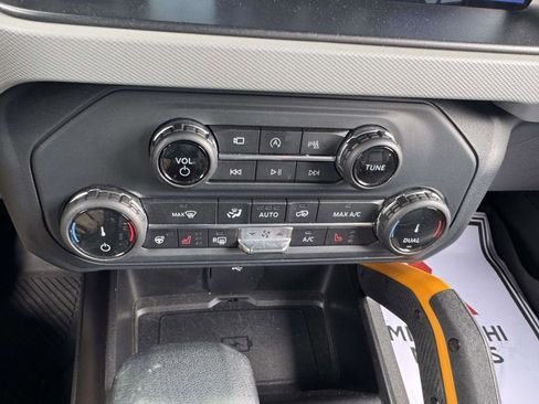 Used 2022 Ford Bronco Badlands AWD/4WD image 32
