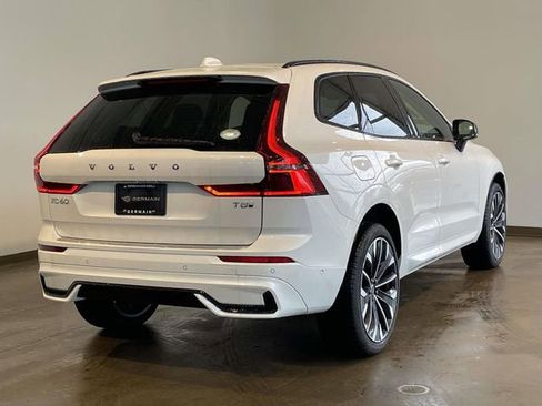 New 2026 Volvo XC60 T8 Ultra w/ Protection Package Premier AWD/4WD image 4