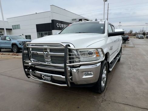Used 2014 RAM 2500 Limited image 3