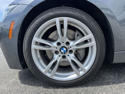 Used 2017 BMW 330i xDrive Sedan AWD/4WD image 20