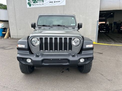 Used 2022 Jeep Wrangler Unlimited Sport AWD/4WD image 9