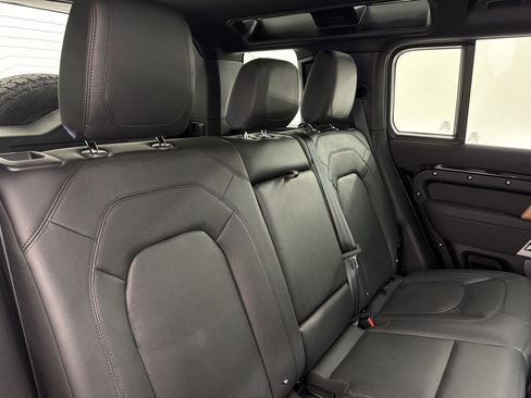 Used 2023 Land Rover Defender 110 S AWD/4WD image 29