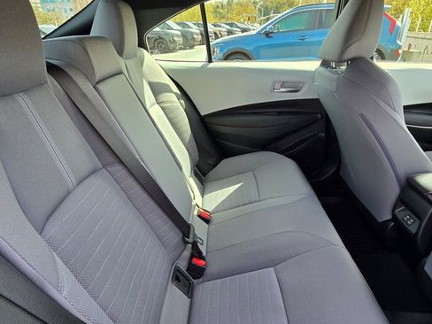 Used 2024 Toyota Corolla SE image 12